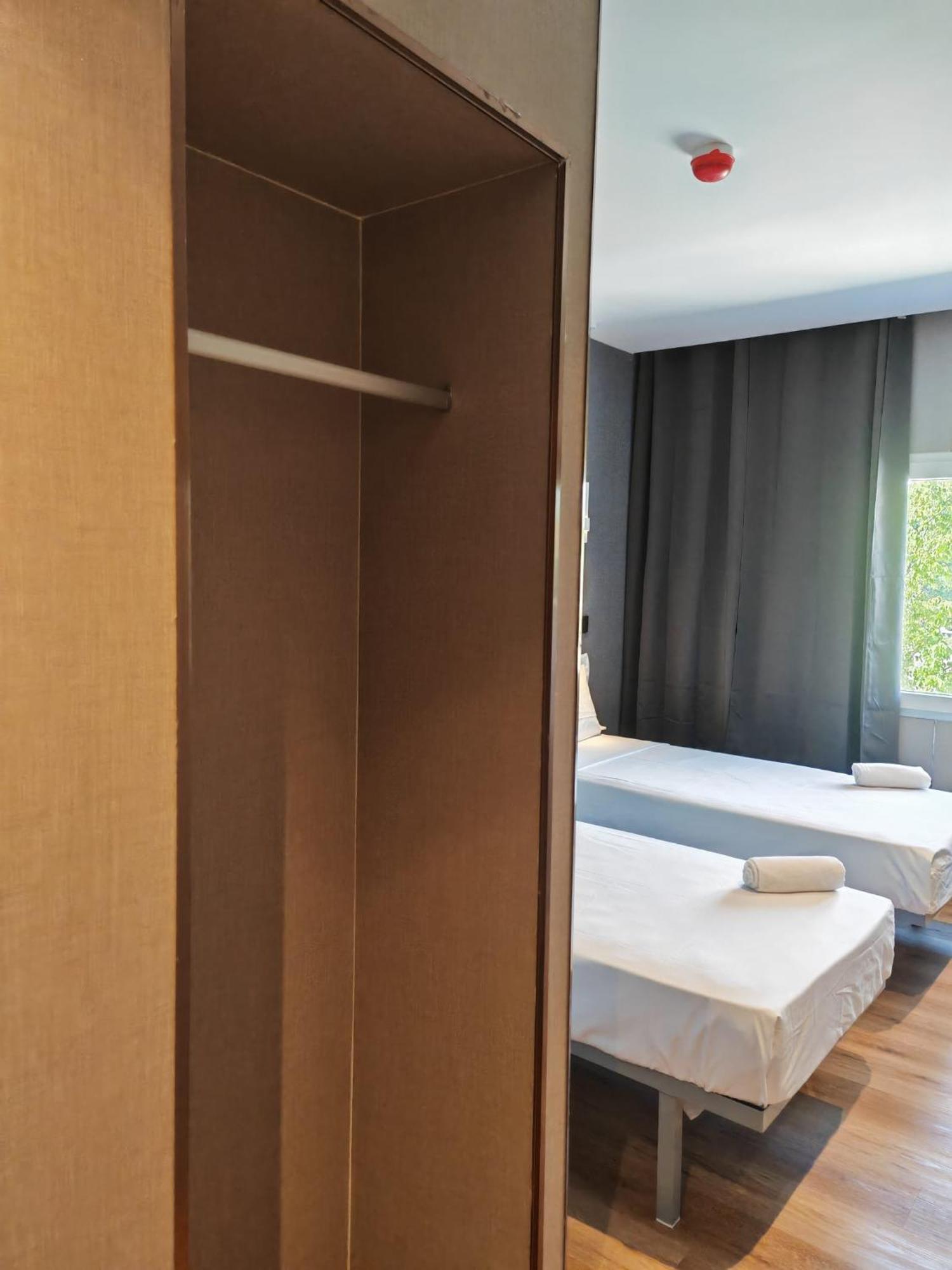 Hotel Golden Алькоркон Экстерьер фото