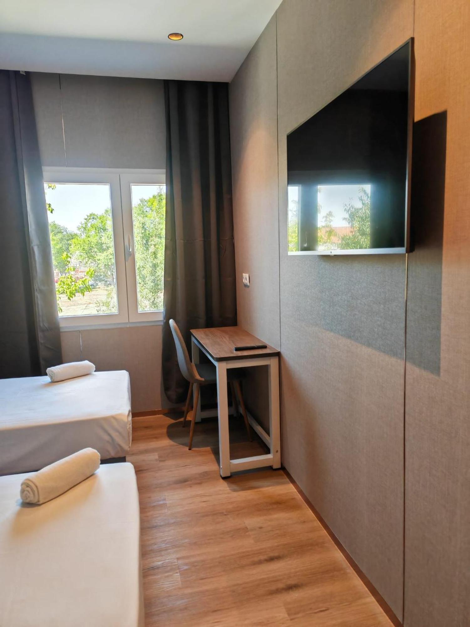 Hotel Golden Алькоркон Экстерьер фото